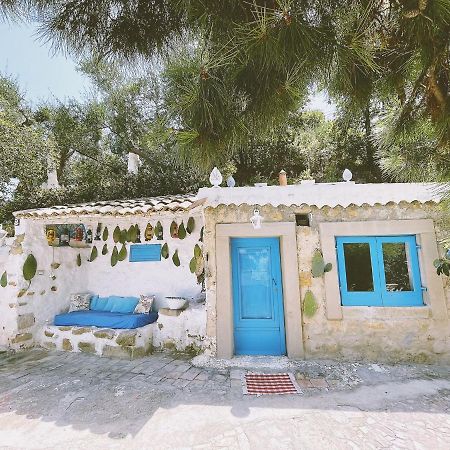 La Casa Del Nespolo Bed & Breakfast Capo d'Orlando Exterior photo