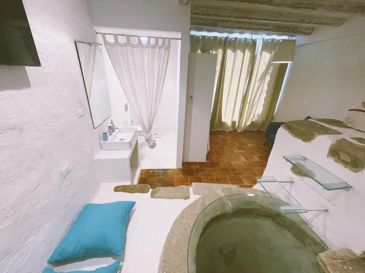 La Casa Del Nespolo Bed & Breakfast Capo d'Orlando Exterior photo
